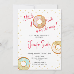 Una pequeña invitación de oro a la ducha para bebé