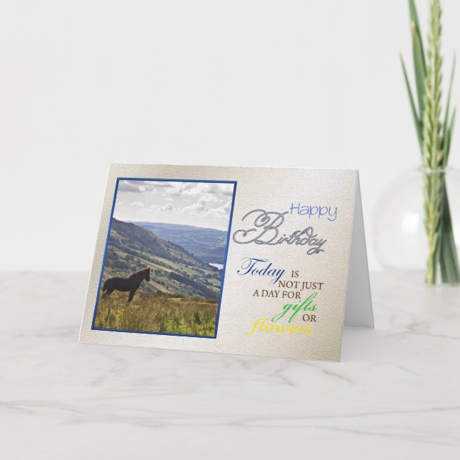 Una tarjeta de cumpleaños de caballo. (Anverso)