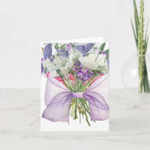 Una tarjeta en blanco con un hermoso ramo de flore