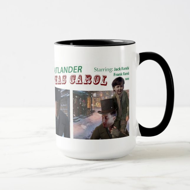 Una taza del villancico del navidad del Outlander (Derecha)