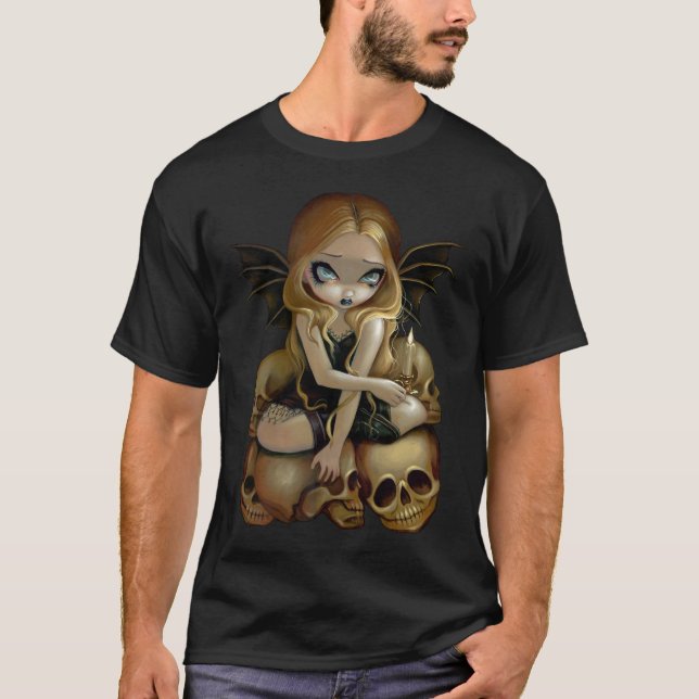 Una vela en la camisa gótica oscura de la hada del (Anverso)