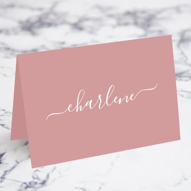 Unas polvorientas tarjetas de plaza con nombres el (Dusty Pink and White Elegant Signature Script Name Fold Your Own Place Cards)