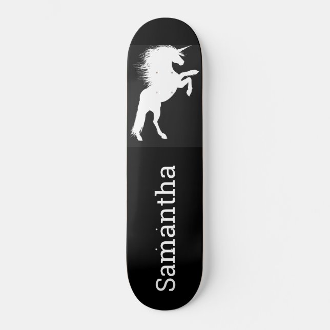 Unicornio blanco negro de skateboard (Anverso)