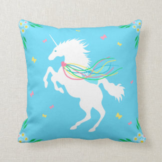 Unicornio en Cojín decorativo de la primavera