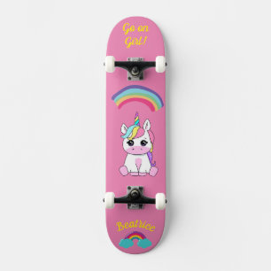 Unicornio en patineta con subtítulos personalizado