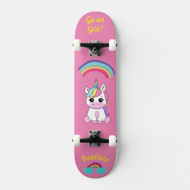 Unicornio en patineta con subtítulos personalizado (Anverso)