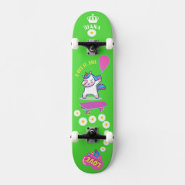 Unicornio en patineta con subtítulos personalizado