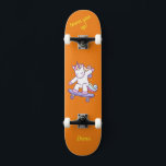 Unicornio en skateboard para niños<br><div class="desc">Unicornio en skateboard con leyendas personalizadas Unicorn Skateboard Personalizada HAGA CLIC en PERSONALIZAR LA OPCIÓN PLANTILLA E INTRODUCIR EL NOMBRE. También puede personalizado otras leyendas. Patinaje Guay diseñado con colores vivos y para el fondo y un funky unicornio montando una patineta. Este Skateboard es un gran regalo para un amante...</div>