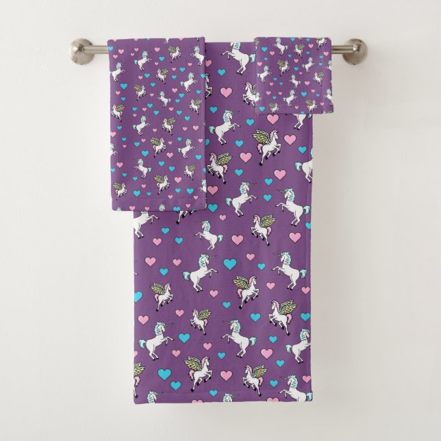 Unicornios, Pegaso y corazones (In situ)