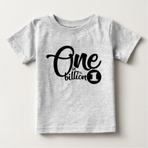 uno en (7,5) mil millones camisetas del cumpleaño