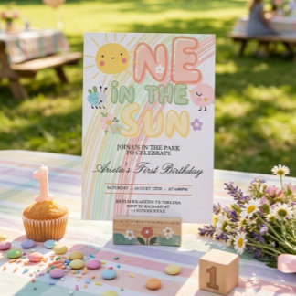 uno en la invitación de cumpleaños del Sol Primero