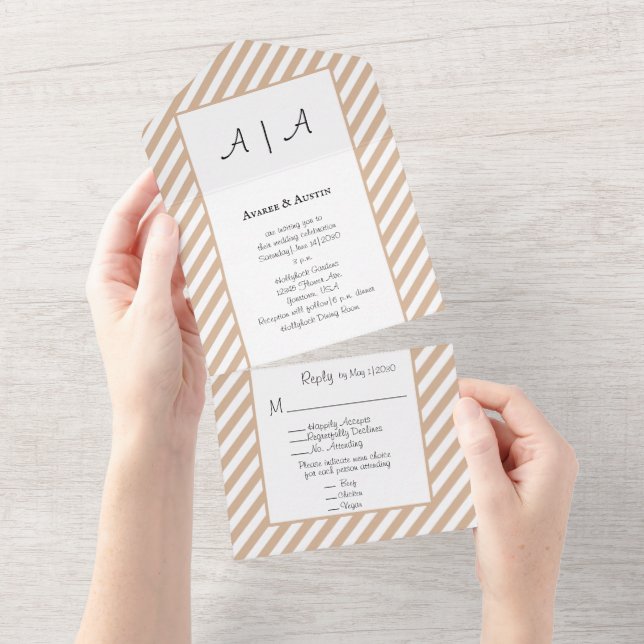 Uno Tan y blanco a rayas todo en una invitación de bod (desgarro)