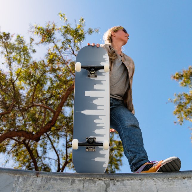 Urban Skyline Professional Skateboard with Minimal (Exterior 1)