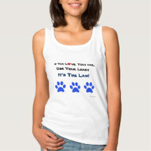 Usar la camiseta de la correa