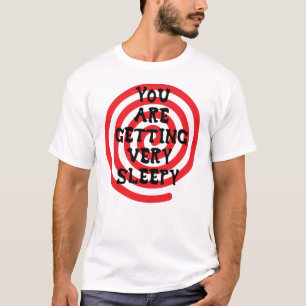Usted está consiguiendo la camiseta muy soñolien