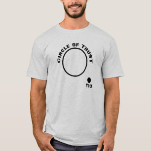 Usted, fuera del círculo de la camiseta divertida