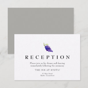 Uvas en la tarjeta de recepción de bodas de vino