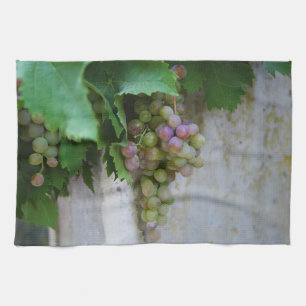 Uvas toscanas toalla de cocina de viñedos