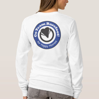 ¡Va el equipo descalzo! Camiseta de las señoras