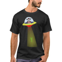 Vaca del UFO contra la camisa extranjera