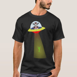 Vaca del UFO contra la camisa extranjera