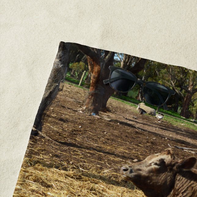 Vaca Es Una Vida Agrícola, Toalla De Playa (In situ)