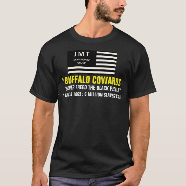 VACAS DE BÚFALO. Camiseta oscura básica (Anverso)