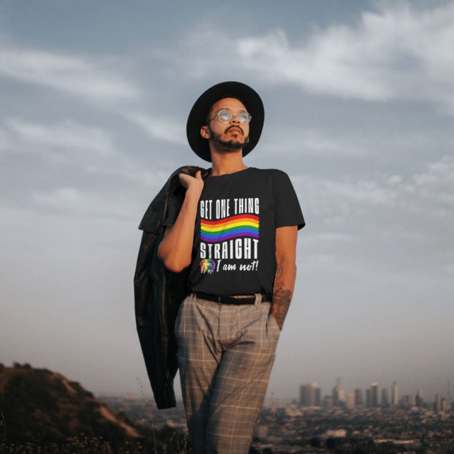 Vamos a conseguir una cosa, no soy la camiseta LGB (Get One Thing Straight, I'm Not!)