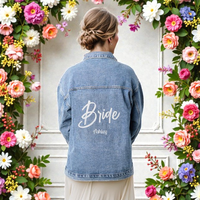 Vaquera Chaqueta de mezclilla con inscripción White Script (Subido por el creador)