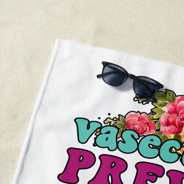 Vasectomías Impiden Abortos Toalla de Playa (In situ)