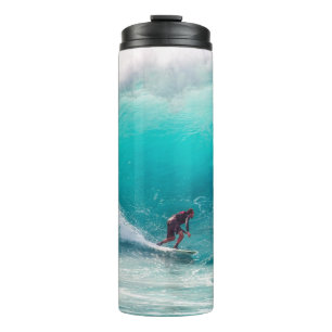 Vaso 16 termal que practica surf