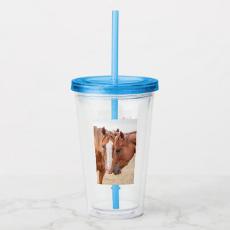 Vaso Acrílico Caballos zumbando en un pasto