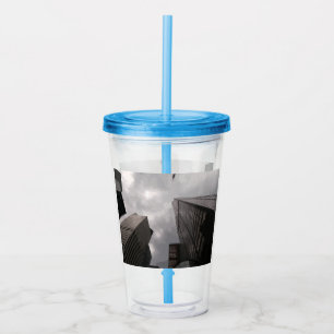 Vaso Acrílico Torre en la ciudad.