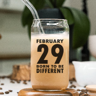 Vaso Con Forma De Lata Año Salto 29 de Febrero Sea Diferente Cumpleaños