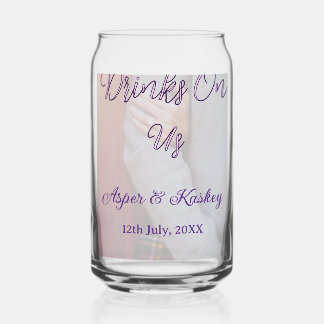 Vaso Con Forma De Lata Bebidas a nuestro cargo barra libre foto de mascot