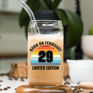 Vaso Con Forma De Lata Día del Salto Cumpleaños 29 Feb. Año Salto Vintage