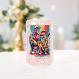 Vaso Con Forma De Lata El emotivo momento de golf de papá e hijo en el dí