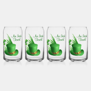 Vaso Con Forma De Lata Un toque irlandés sombrero duende trébol en hierba