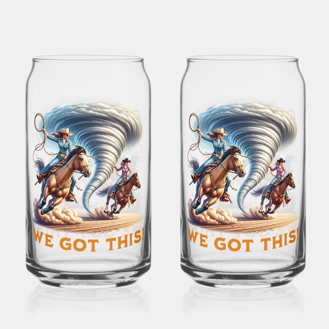 Vaso Con Forma De Lata Vaqueras Domando Tornado "¡Lo tenemos!" (Anverso)
