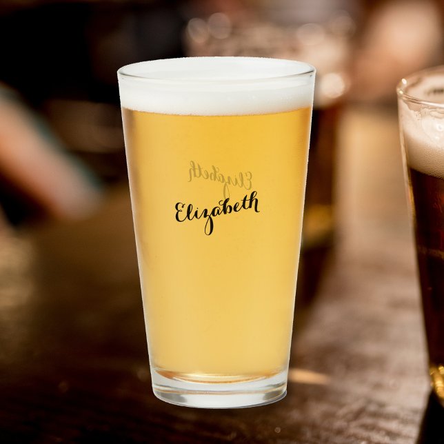 Vaso de cerveza monogramado con tipografía simple  (Custom Simple Typography Monogrammed Beer Glass)
