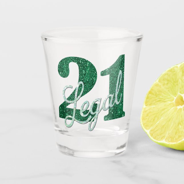 Vaso De Chupito 21 y legal | Green Faux Purpurina 21º cumpleaños (Anverso)