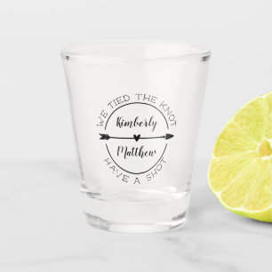 Vaso De Chupito Amarramos el Boda de flecha del corazón con encant