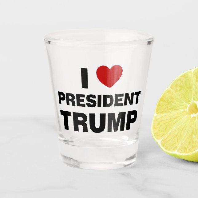 Vaso De Chupito Amo el corazón del presidente Trump (Anverso)