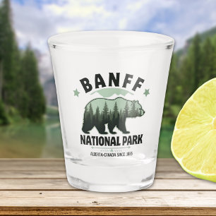 Vaso De Chupito Banff Bear and Forest Design - Nature Lover Gift