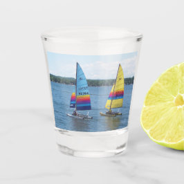Vaso De Chupito Barcos de vela en el lago Plateado