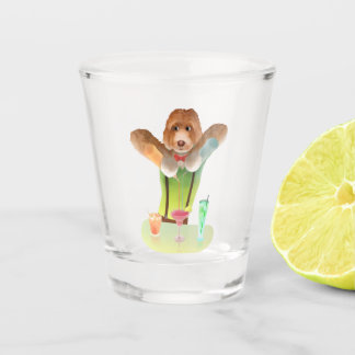 Vaso De Chupito Bartending Dog in Retro Bar