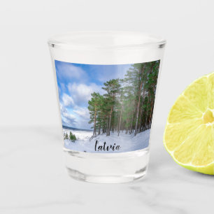 Vaso De Chupito Bosque de pino cerca de la costa marítima de Leton