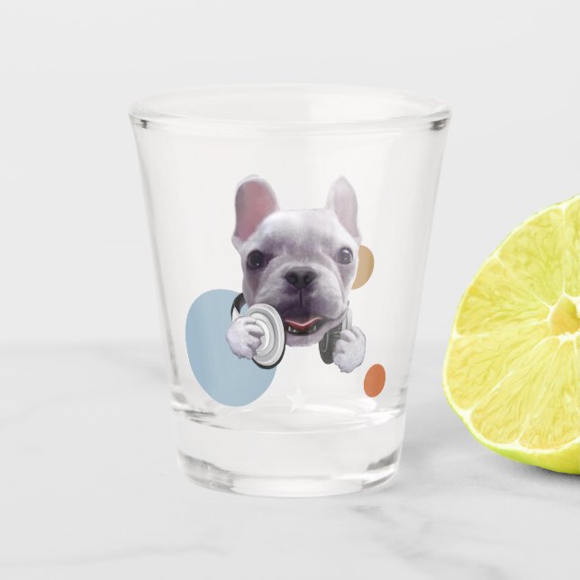 Vaso De Chupito Bulldog francés con Ilustracion de audífonos (Anverso)