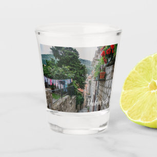 Vaso De Chupito Calle estrecha de piedra en Dubrovnik