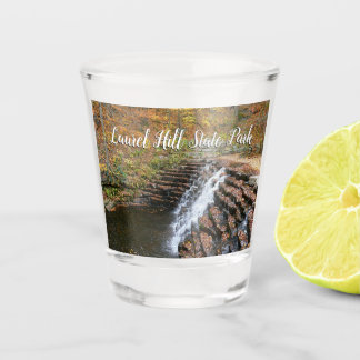 Vaso De Chupito Cascada en el Parque Estatal Laurel Hill